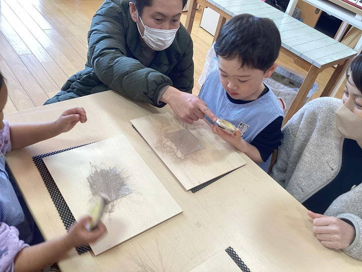 あやめ原こども園木育支援活動