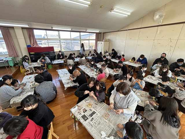 都農保育園木育支援活動の様子